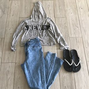 Crop top NY sweater, fashion nova jeans